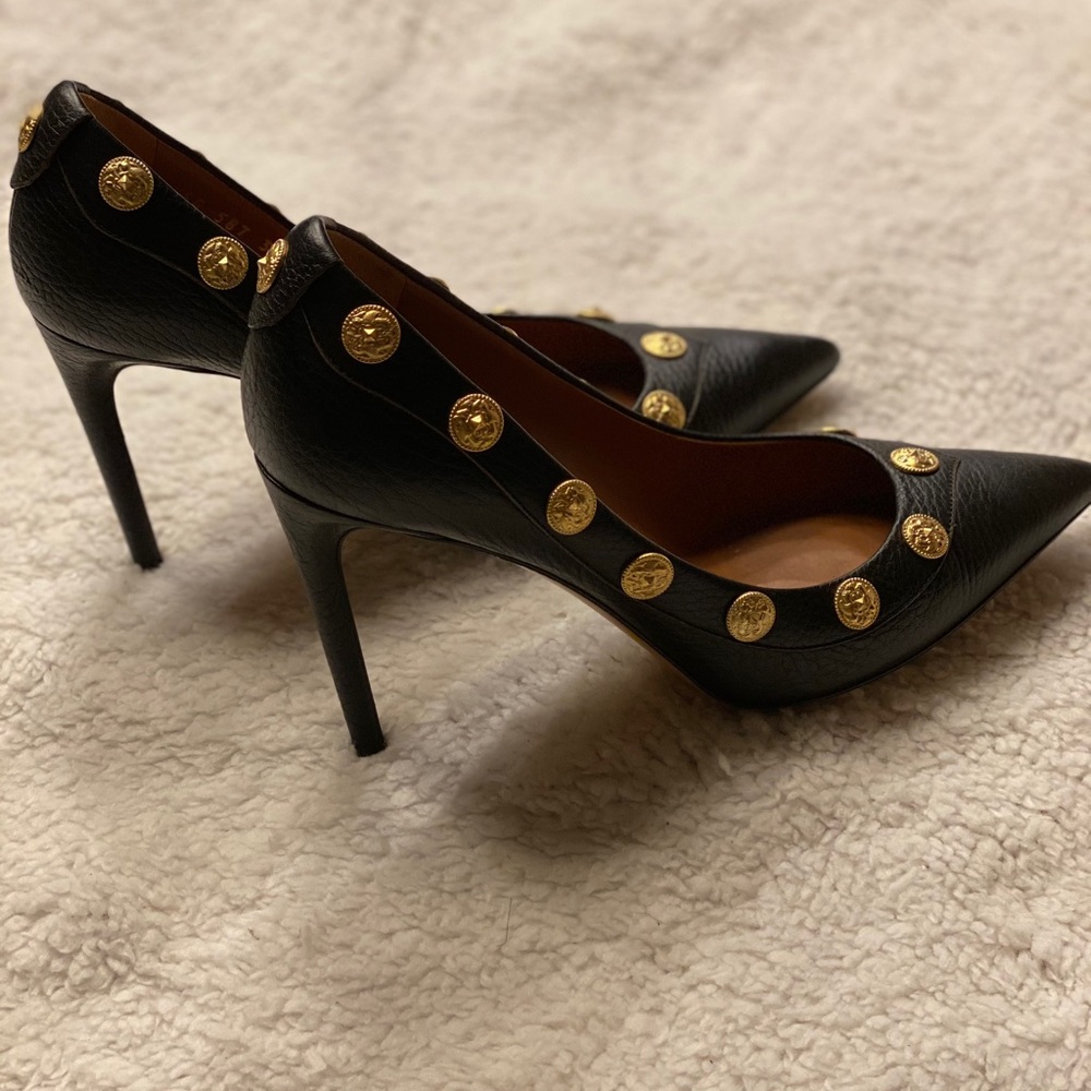 Valentino Grainy Calfskin Pump - Picture 2 of 6